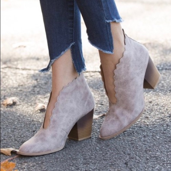 A Mermaid's Epiphany Shoes - 🆕Kira Booties in Taupe